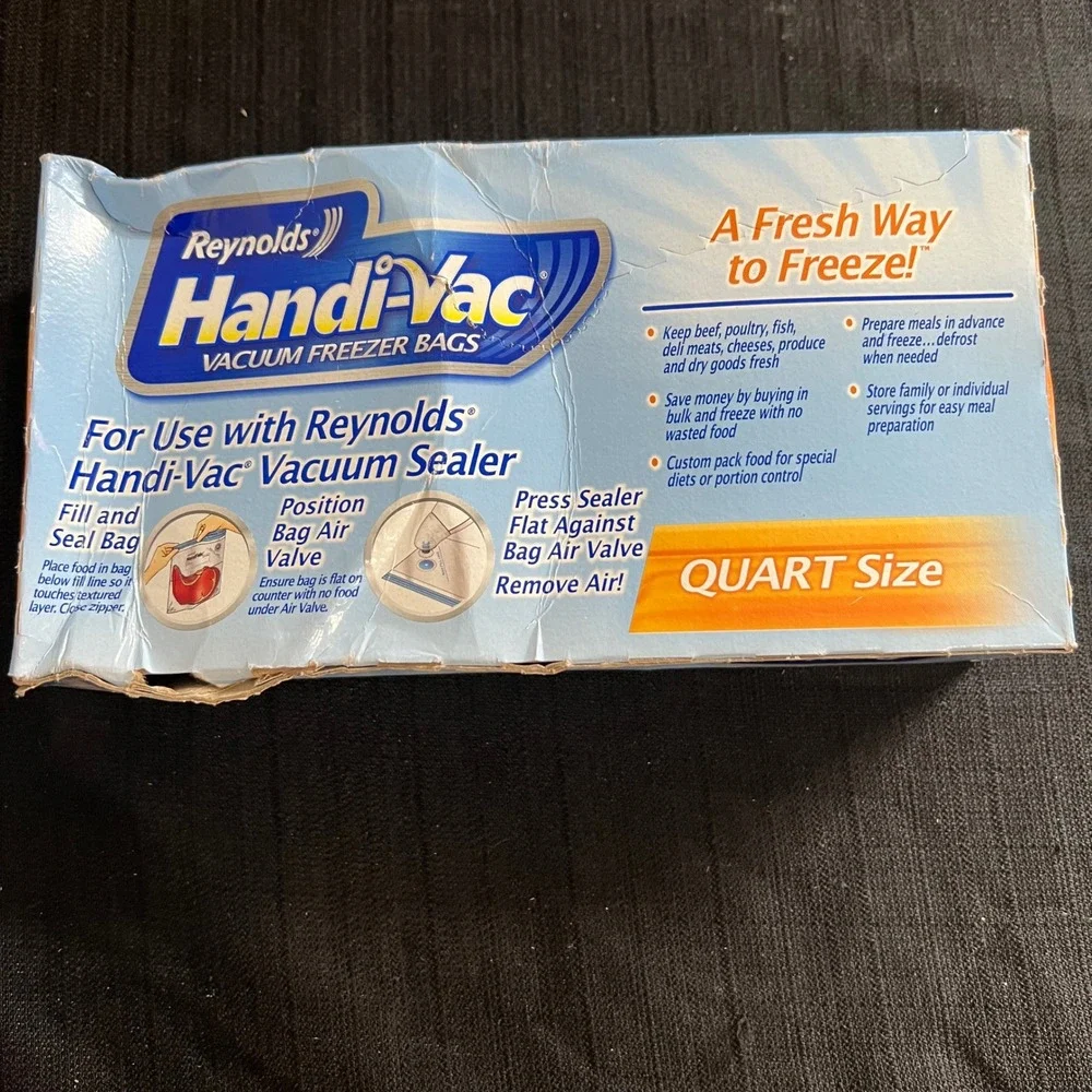 Reynolds Handi-Vac Vacuum Freezer Bags Quart Size 14 Count Zipper Closure‎ Clear